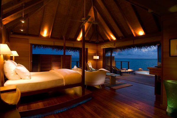 Bedroom Near Ocean