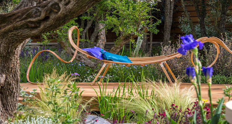 Decor-and-Style-Behind-the-scenes-at-RHS-Chelsea-with-Tom-Raffield