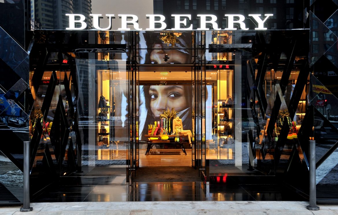 burberry-iconic-british-luxury-brand-est-1856 (3)